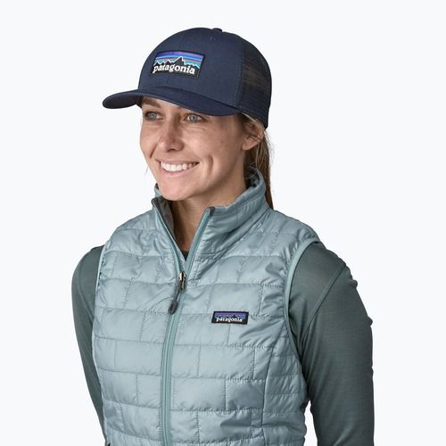 Kšiltovka Patagonia P-6 Logo Trucker naw navy