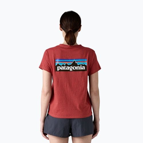 Dámské tričko Patagonia P-6 Logo Responsibili-Tee potters red
