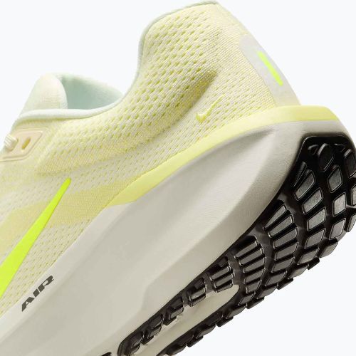 Pánské běžecké boty Nike Winflo 11 coconut milk/neon yellow/light zitron/volt