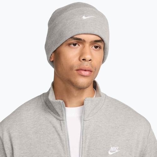 Zimní čepice Nike Peak Swoosh Beanie dark grey heather/white