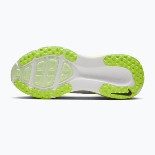 Pánské běžecké boty Nike Vomero 18 white/volt/barely volt/black