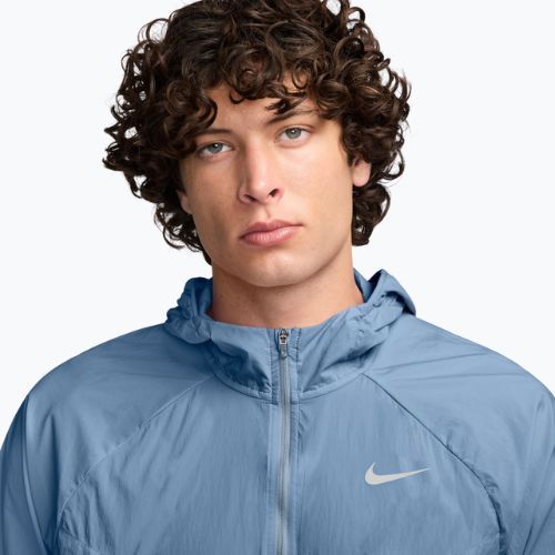 Pánská běžecká bunda Nike Stride Repel UV work blue/light armory blue