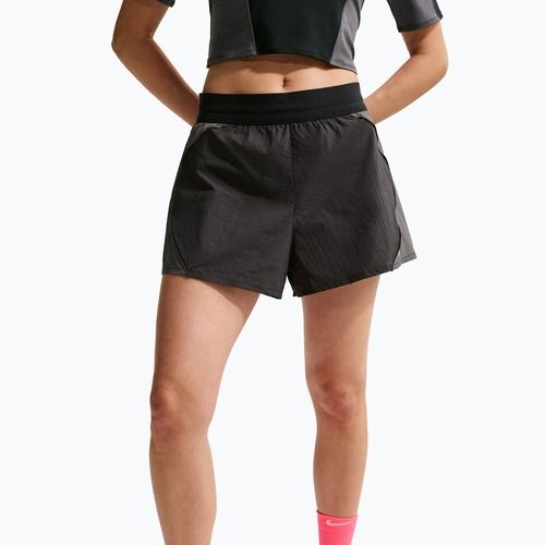 Dámské šortky Nike Swift UV Repel High-Waisted black/iron grey