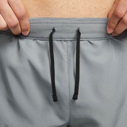 Pánské šortky Nike Challenger Dri-Fit smoke grey/smoke grey