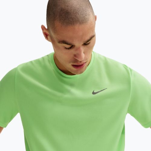 Pánské běžecké tričko Nike Miler Dri-Fit UV lime blast