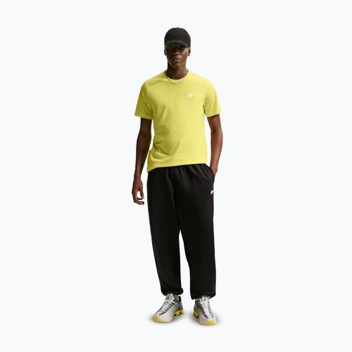 Pánské tričko Nike Sportswear Club sonic yellow