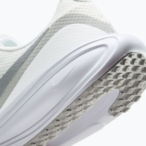 Pánské běžecké boty Nike Revolution 8 summit white/white/metallic silver