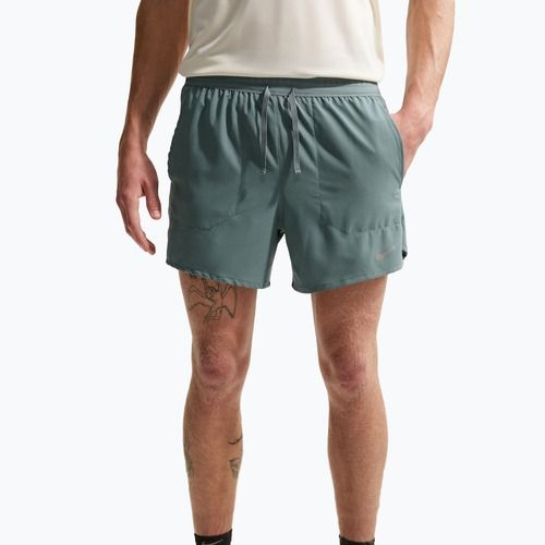 Pánské šortky Nike Stride Dri-Fit s podšívkou 5" mineral slate