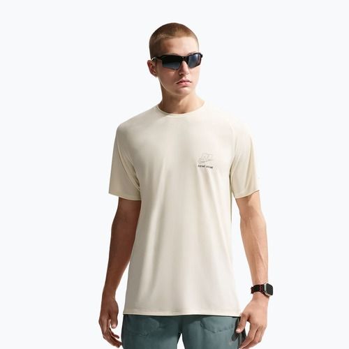 Pánské běžecké tričko Nike Stride Dri-Fit ADV coconut milk