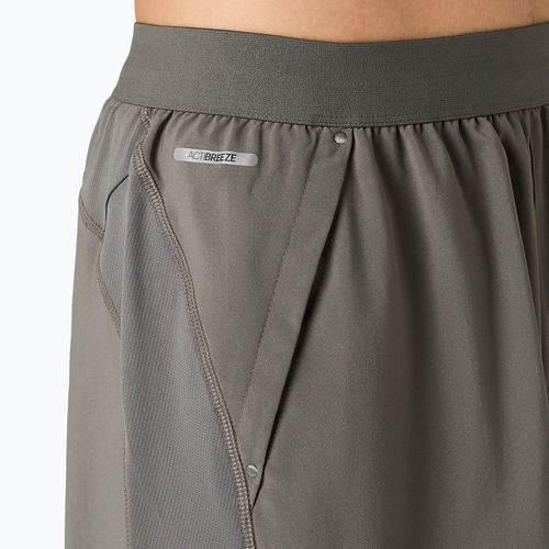 Pánské běžecké šortky Asics Road 2-N-1 7In Short Truffle Grey