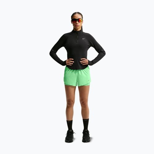 Dámské běžecké šortky Nike Swift Mid-Rise 2in1 illusion green