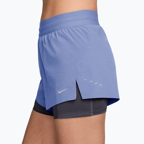 Dámské běžecké šortky Nike Swift Mid-Rise 2in1 aluminum/royal tint