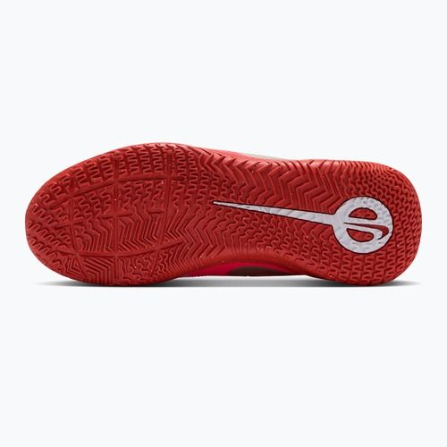 Dětské kopačky Nike Jr. Tiempo Maestro Club white/bright crimson/blur