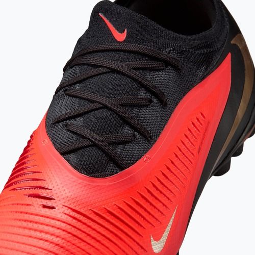 Pánské kopačky Nike Phantom 6 Low Pro bright crimson/black/blur