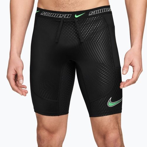 Pánské běžecké šortky Nike Stride black/illusion green