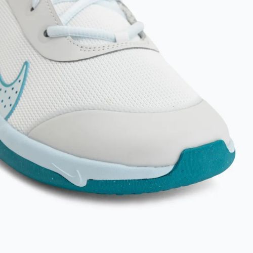 Boty Nike Omni Multi-Court off white/energy/glacier blue