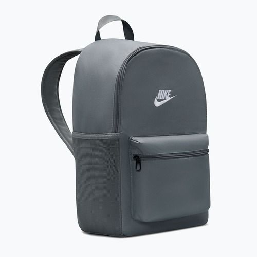 Městský batoh Nike Heritage 23 l smoke grey/smoke grey/white