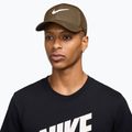 Kšiltovka Nike Dri-FIT Club mosswood brown/white 5