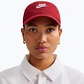 Kšiltovka Nike Club Unstructured Futura Wash team crimson/white 5