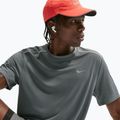 Pánské běžecké tričko Nike Miler Dri-Fit UV smoke grey 6