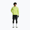 Pánská běžecká bunda Nike Stride Repel UV light lemon twist 2