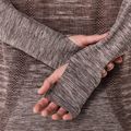 Dámské běžecké tričko Longsleeve ASICS Seamless taupe grey/coffee  7