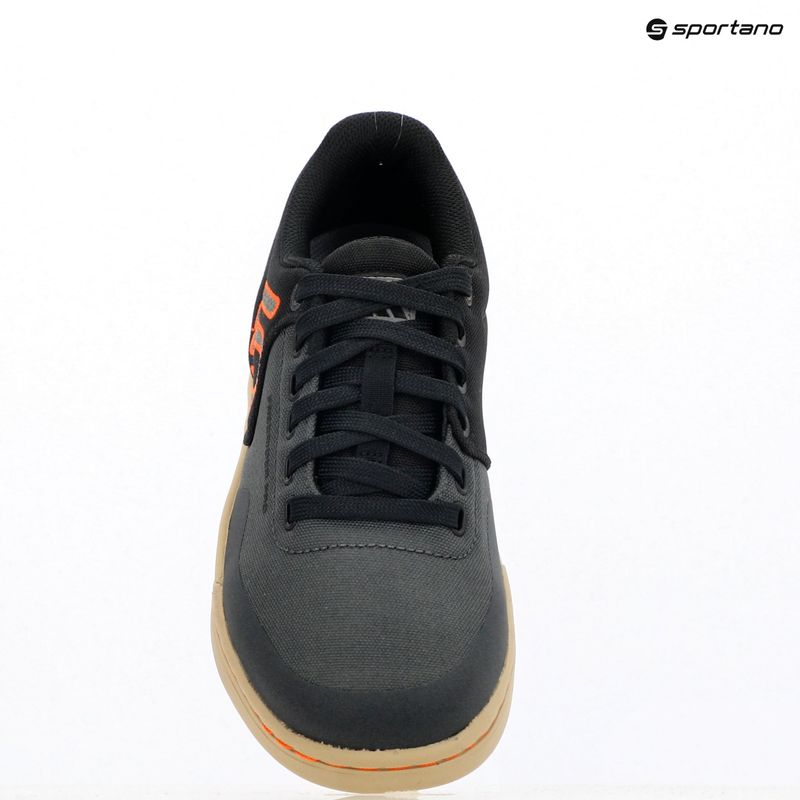Dámské cyklistické boty adidas FIVE TEN Freerider Pro Canvas W grey six/grey four/impact orange 15