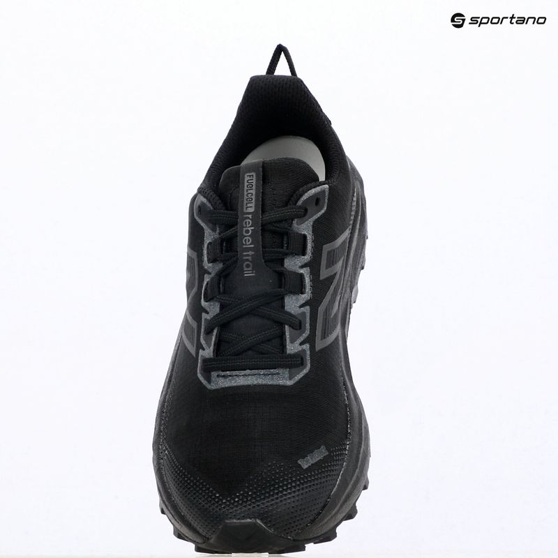 Dámské běžecké boty New Balance Rebel V1 black/black metallic 9