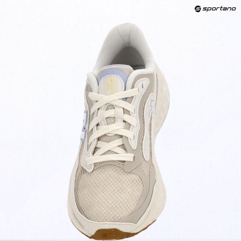 Dámské běžecké boty New Balance Fresh Foam Arishi V4 sea salt/timberwolf/daybreak 9