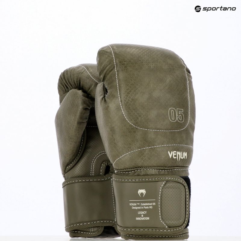 Boxerské rukavice Venum Impact Evo Scales Boxing army green 15