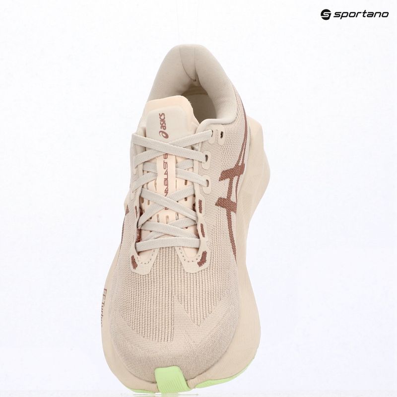 Dámské běžecké boty ASICS Novablast 6 rose dust/illuminate yellow 17