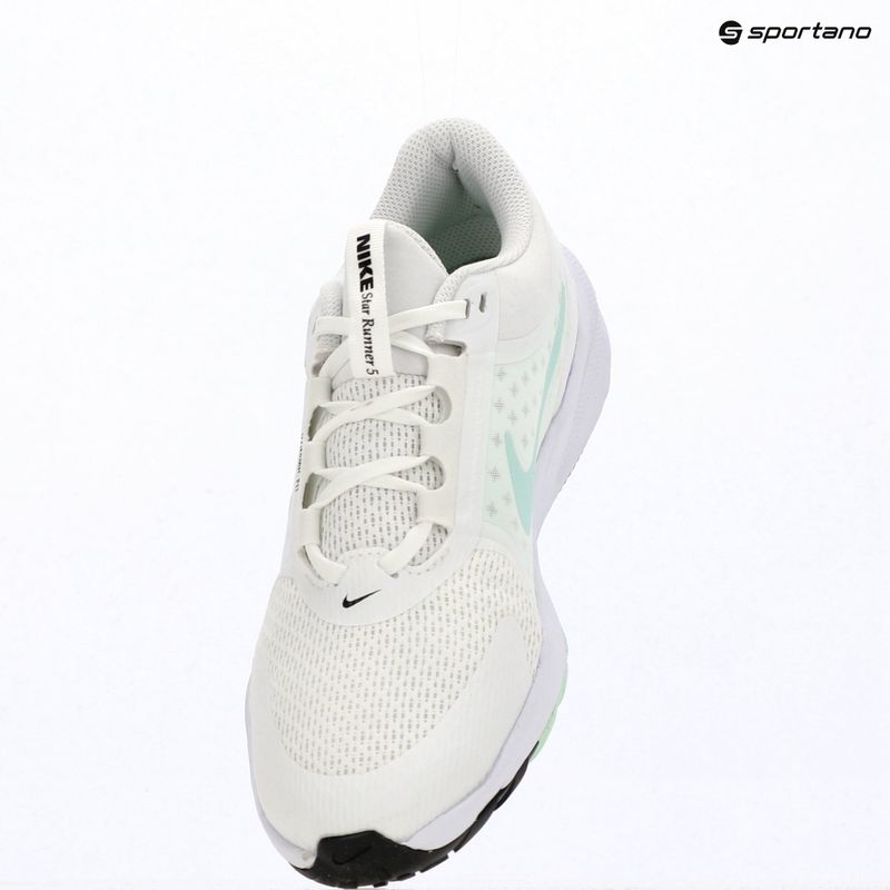 Běžecké boty Nike Star Runner 5 summit white/black/arctic green 16