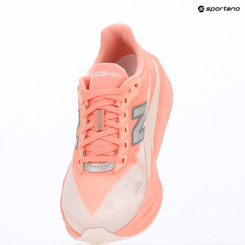 Dámské běžecké boty New Balance FuelCell Rebel V5 pink lemonade/pink salt 10