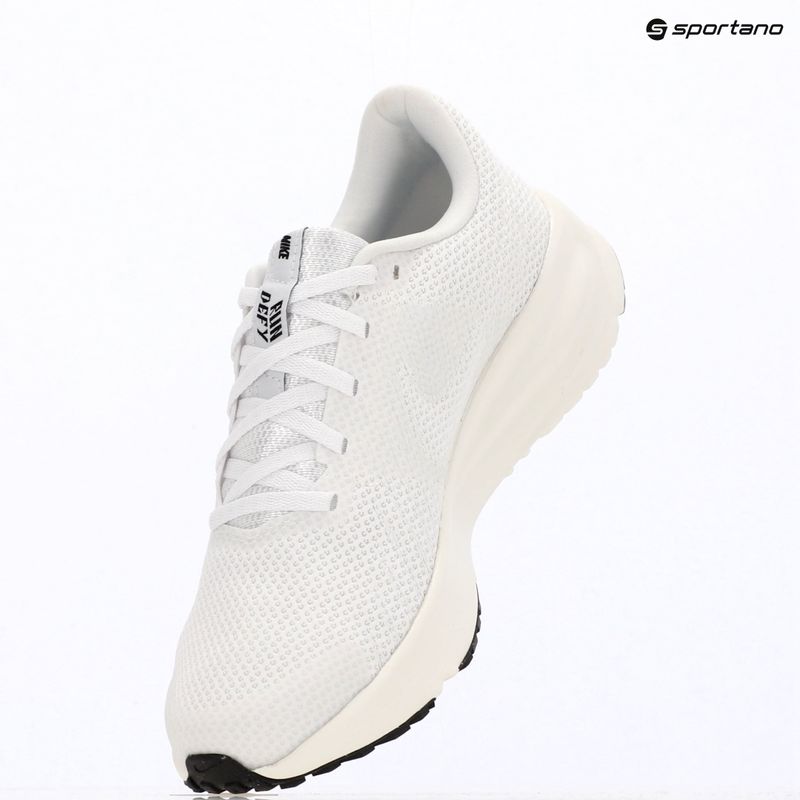 Dámské běžecké boty Nike Run Defy white/sail/off white/black 12