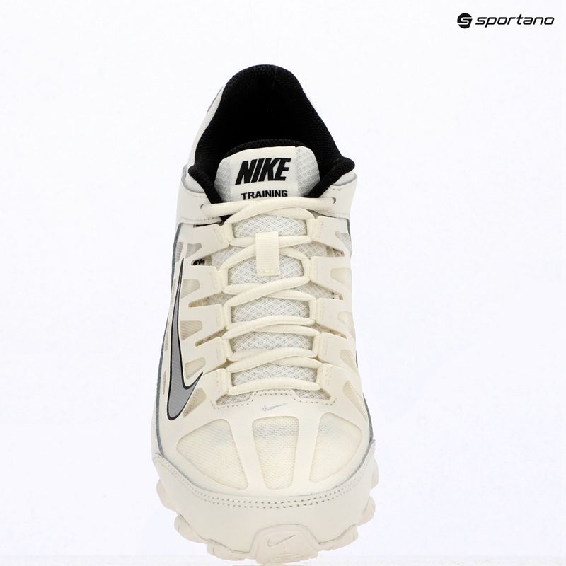 Dámské tréninkové boty Nike Reax 8 TR sail/phantom/black/metallic silver 16