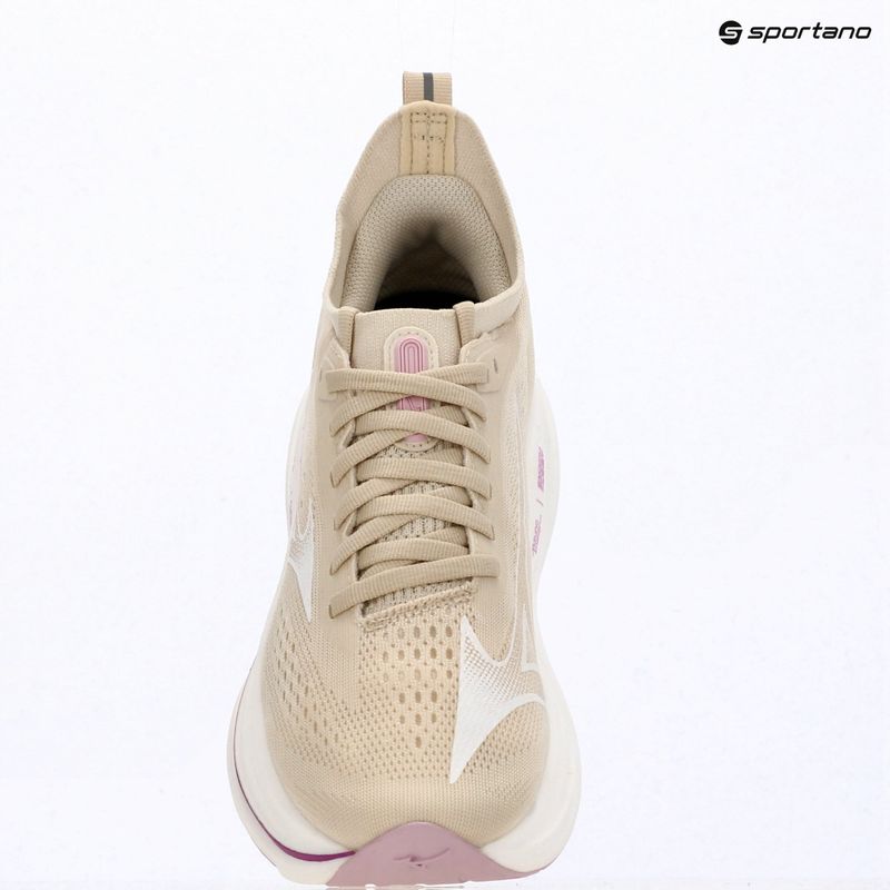 Dámské běžecké boty Mizuno Neo Zen 2 summer sand/white/cattleya orc 15