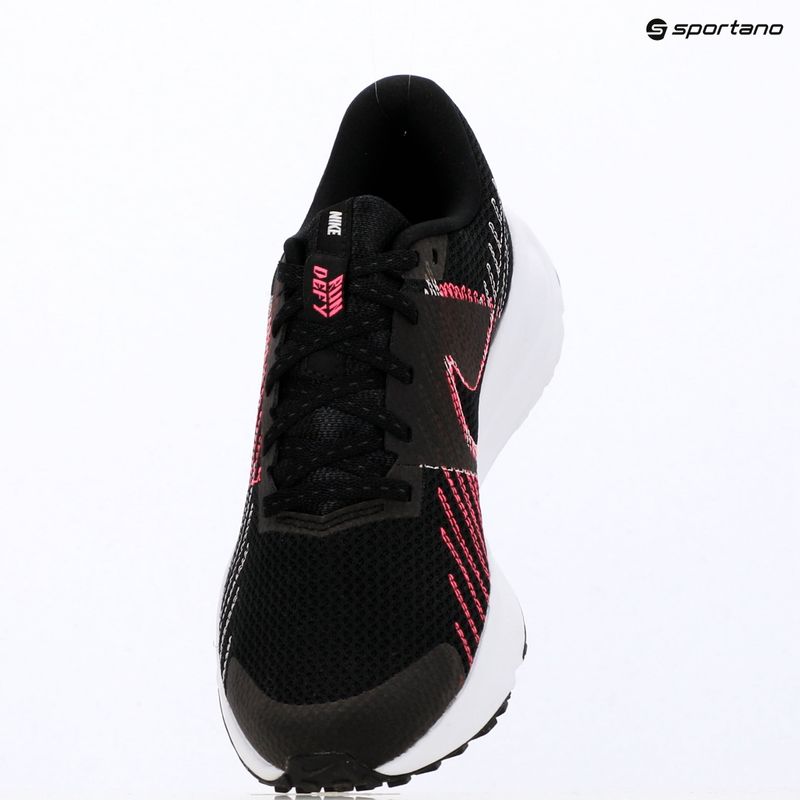 Dámské běžecké boty Nike Run Defy black/hyper pink/elemental pink 8