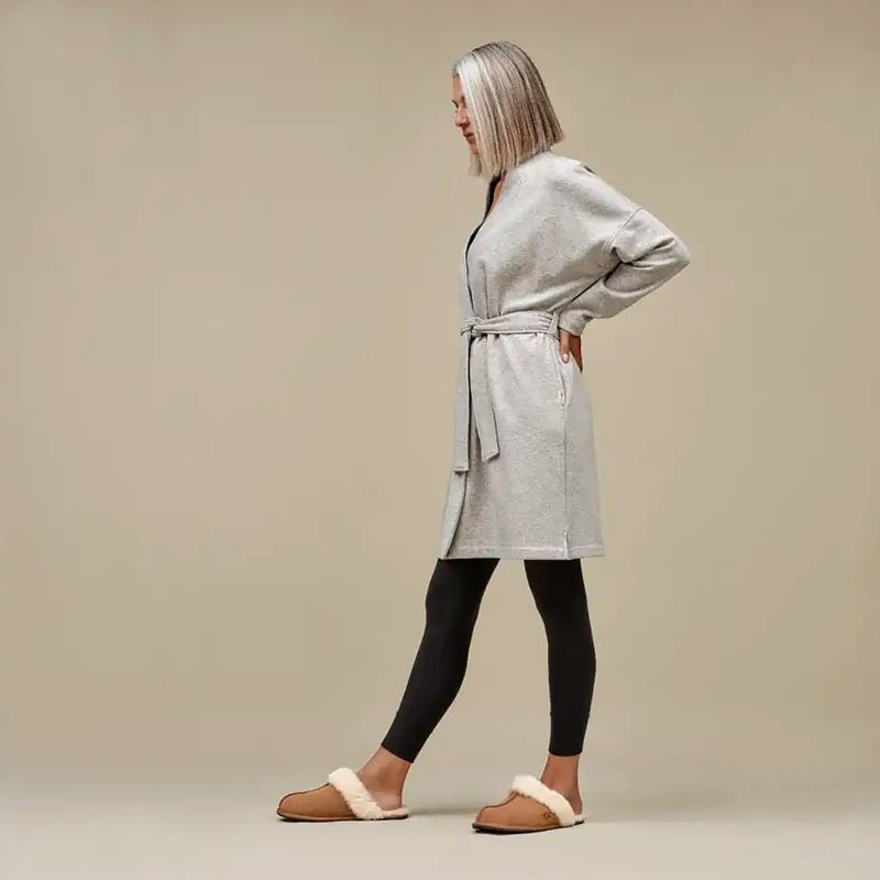 Dámské pantofle UGG Scuffette II chestnut 5