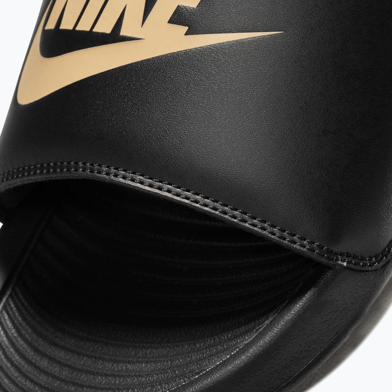 Pánské nazouváky Nike Victori One Slide black/metallic gold 8