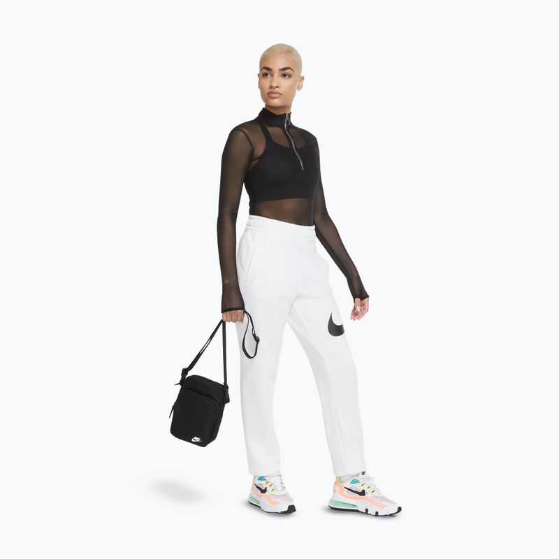 Ledvinka Nike Heritage 4 l black/black/white 7