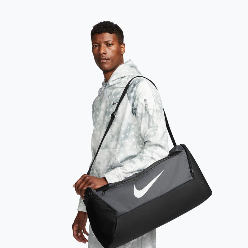 Sportovní taška Nike Brasilia 9.5 41 l grey/white 8