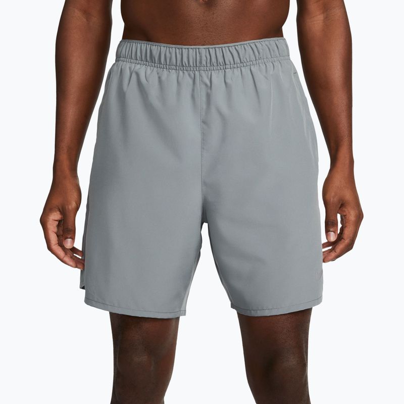 Pánské šortky Nike Dri-Fit Challenger 7" 2in1 smoke grey/dark smoke grey 4