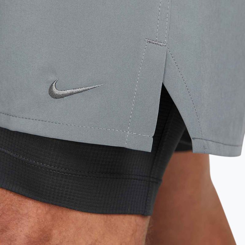 Pánské šortky Nike Unlimited 2in1 Dri-Fit 7" smoke grey/dark smoke grey/smoke grey 5