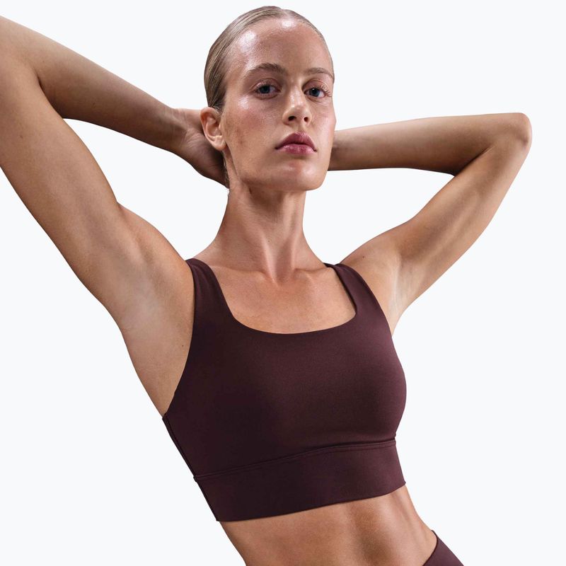 Sportovní podprsenka Nike Zenvy Medium-Support burgundy crush/sail 5