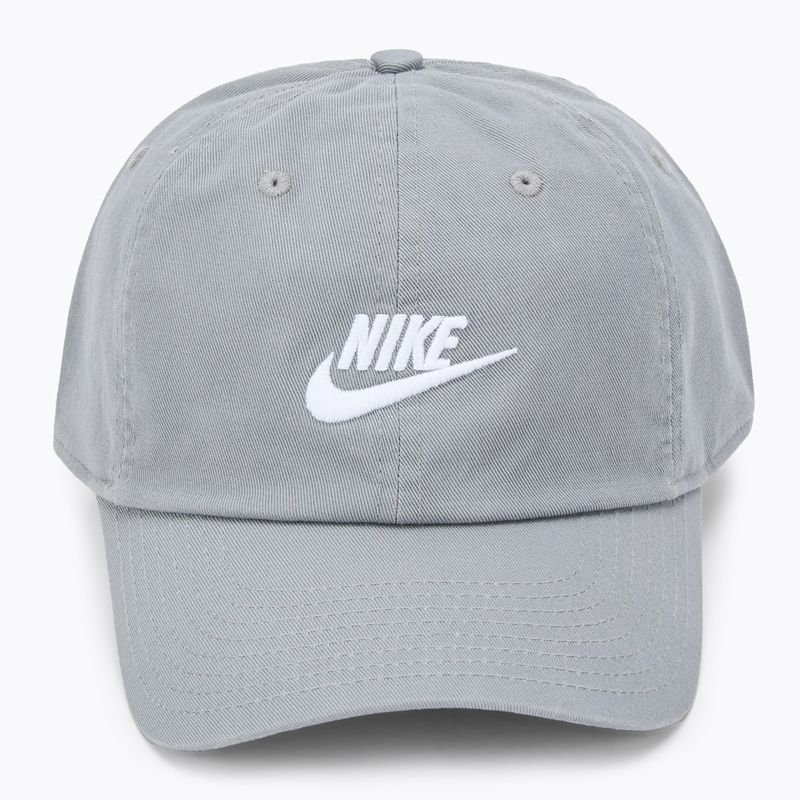 Kšiltovka Nike Club Unstructured Futura Wash particle grey/white 2