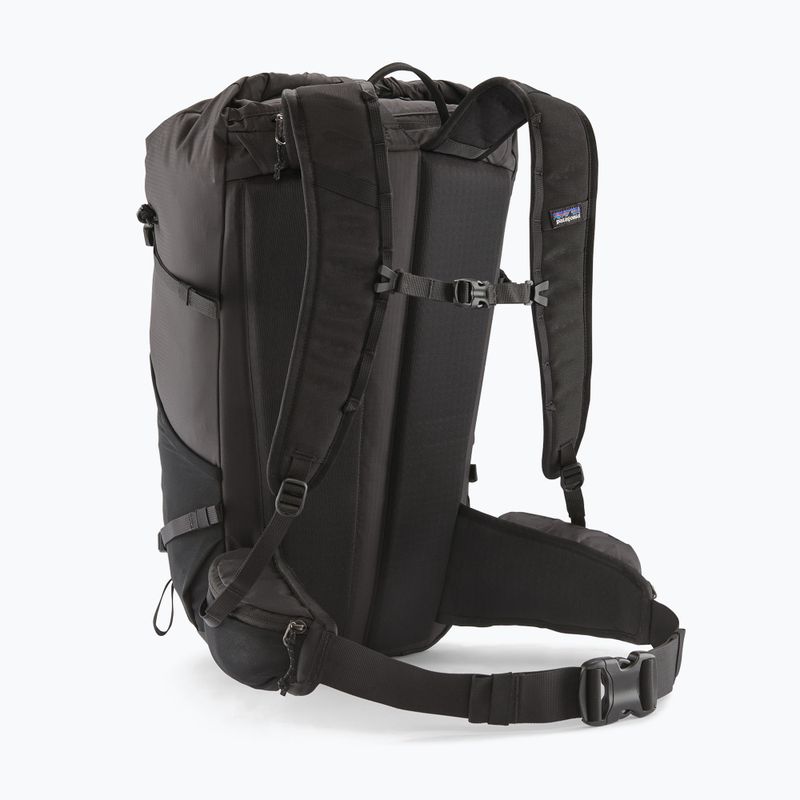 Turistický batoh Patagonia Terravia 36 l black 2