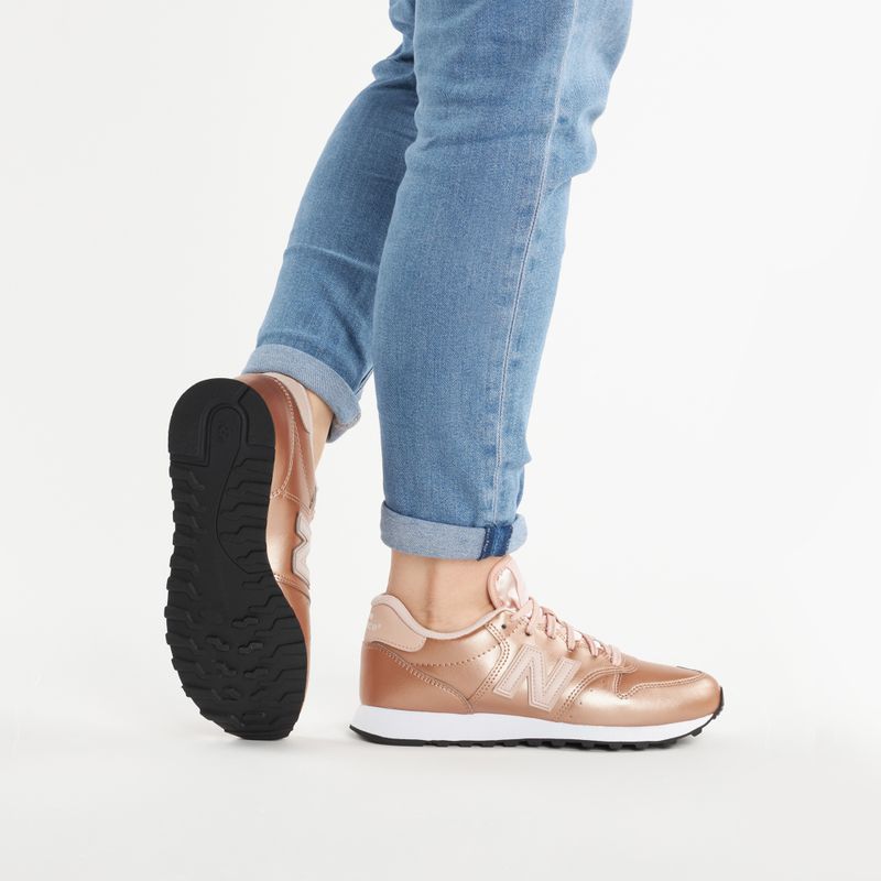 Dámské boty New Balance GW500V2 metallic rose 2