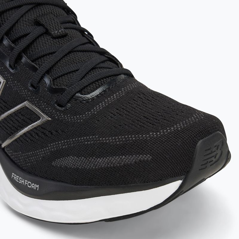Pánské běžecké boty New Balance Fresh Foam 680 v8 black/white 7