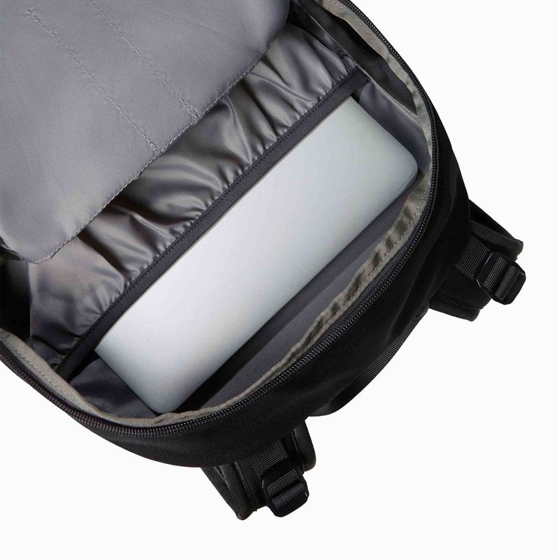 Pánský turistický batoh The North Face Basin 15 l black/asphalt grey 6