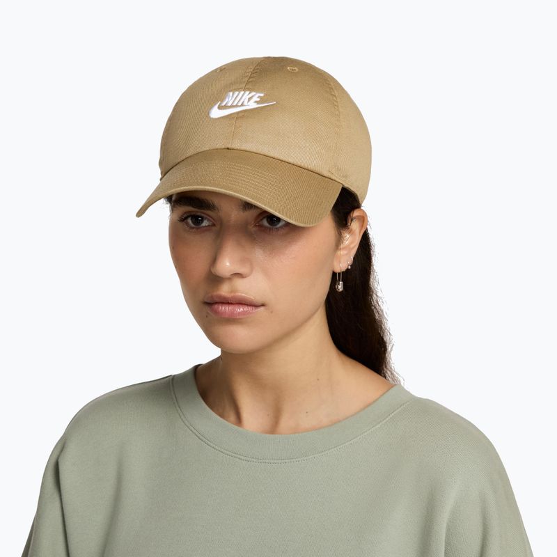 Kšiltovka Nike Club Unstructured Futura Wash parachute beige/white 5